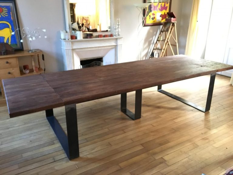 Dark oak table, metal base (3m50 x 1m20)