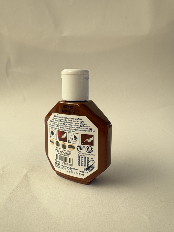 creme-cognac-cuir